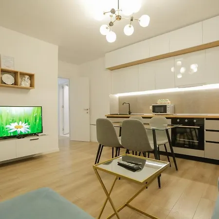 Miku Apartment-premium 2bd At Wilson Square Apartment