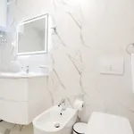 아파트 Miku Apartment-premium 2bd At Wilson Square