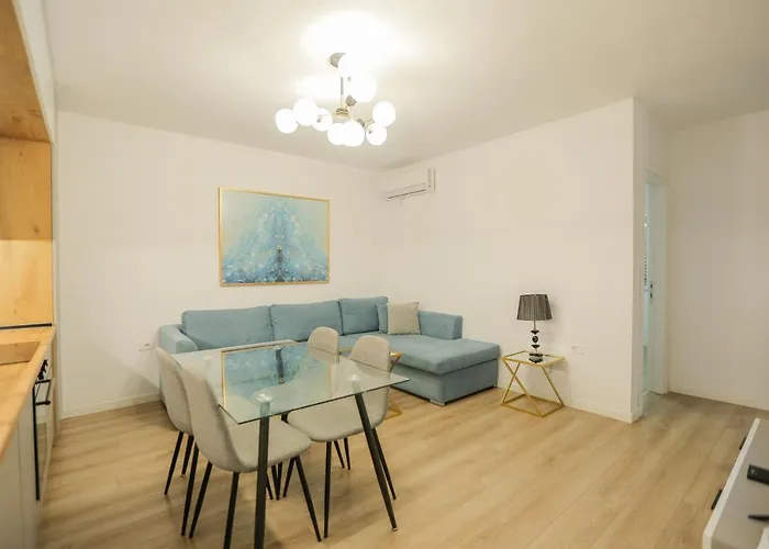 Miku Apartment-premium 2bd At Wilson Square Appartement