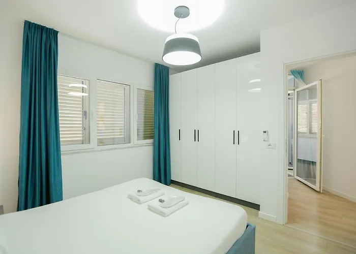 Miku Apartment-premium 2bd At Wilson Square 公寓 地拉那