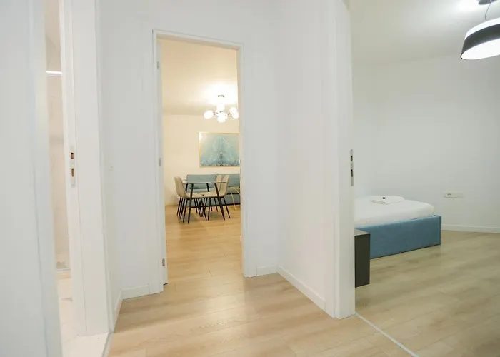 Miku Apartment-premium 2bd At Wilson Square * 地拉那